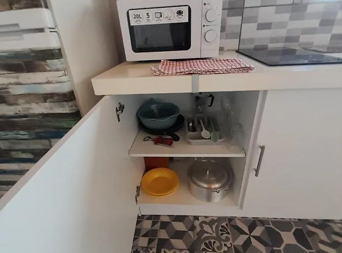 Estudio Dominicana In Gale With Garden And Parking Place アパート