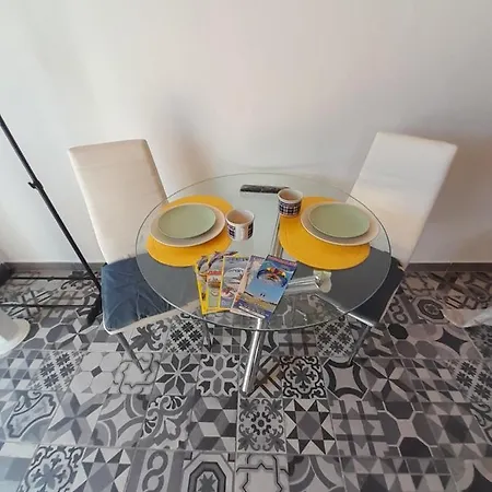 Estudio Dominicana In Albufeira Gale With Portable Ac,Wifi And Parking Place