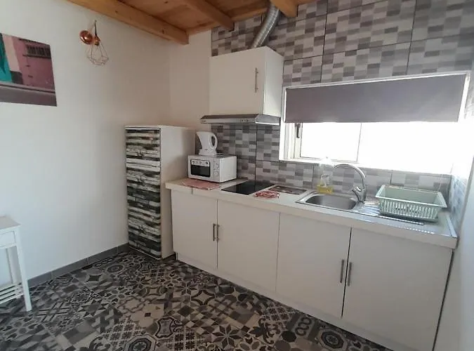 Διαμέρισμα Estudio Dominicana In Gale With Garden And Parking Place