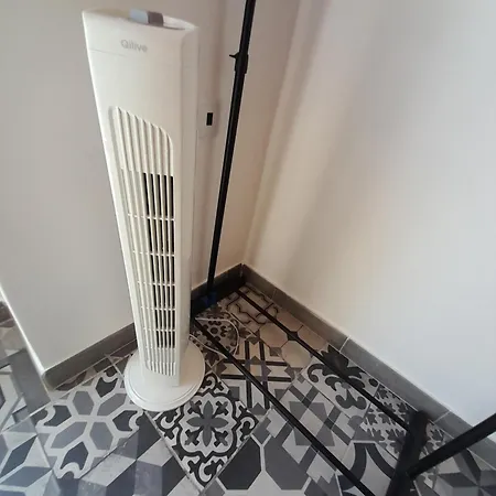 Estudio Dominicana In Albufeira Gale With Portable Ac,Wifi And Parking Place 아파트